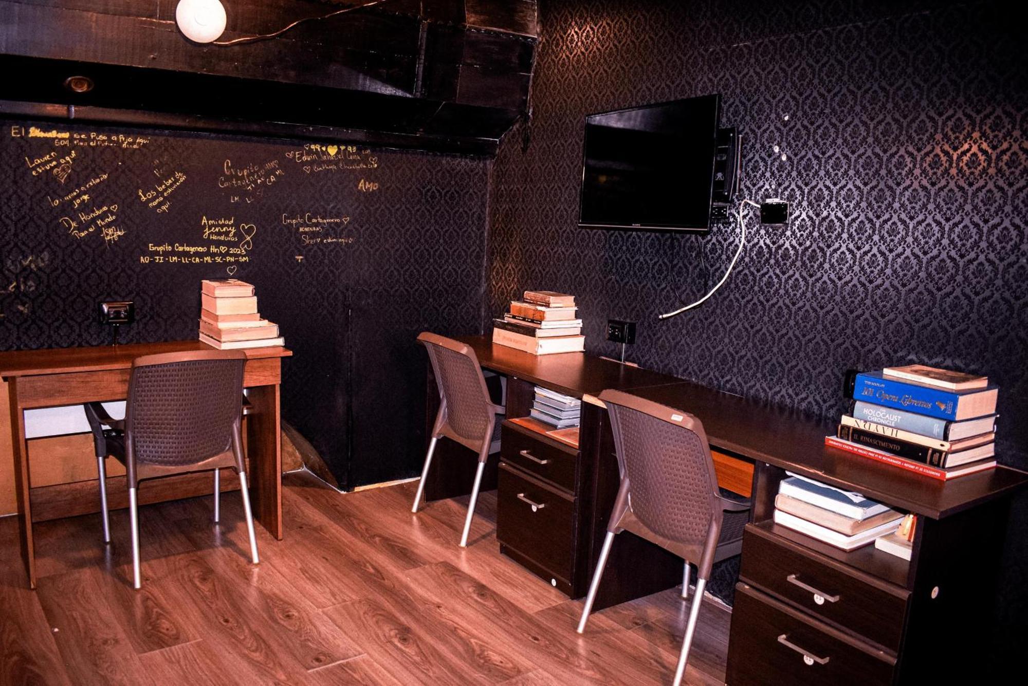 The Clock Hostel & Suites Cartagena エクステリア 写真