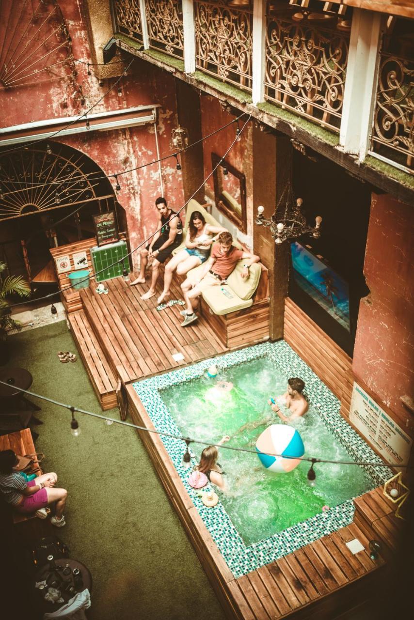 The Clock Hostel & Suites Cartagena エクステリア 写真